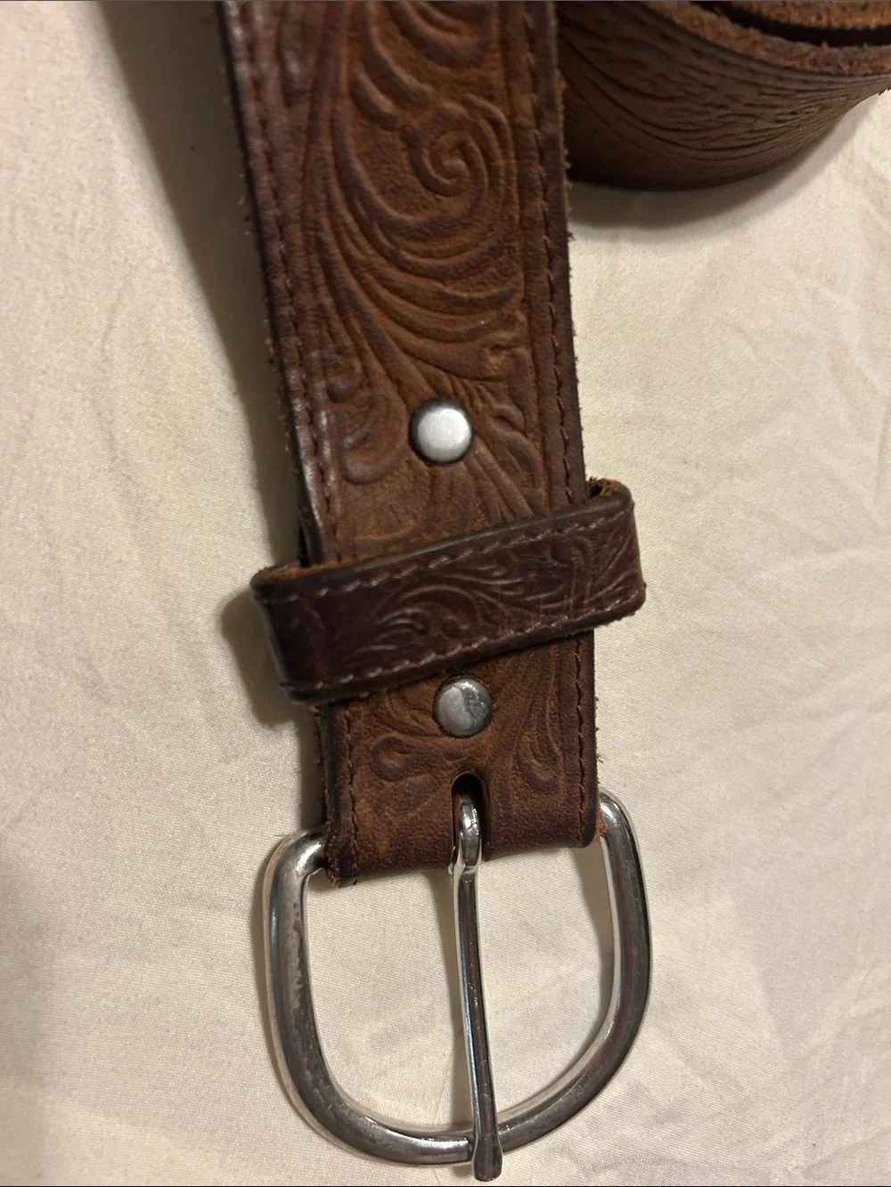 Men’s western brown leather belt with silver